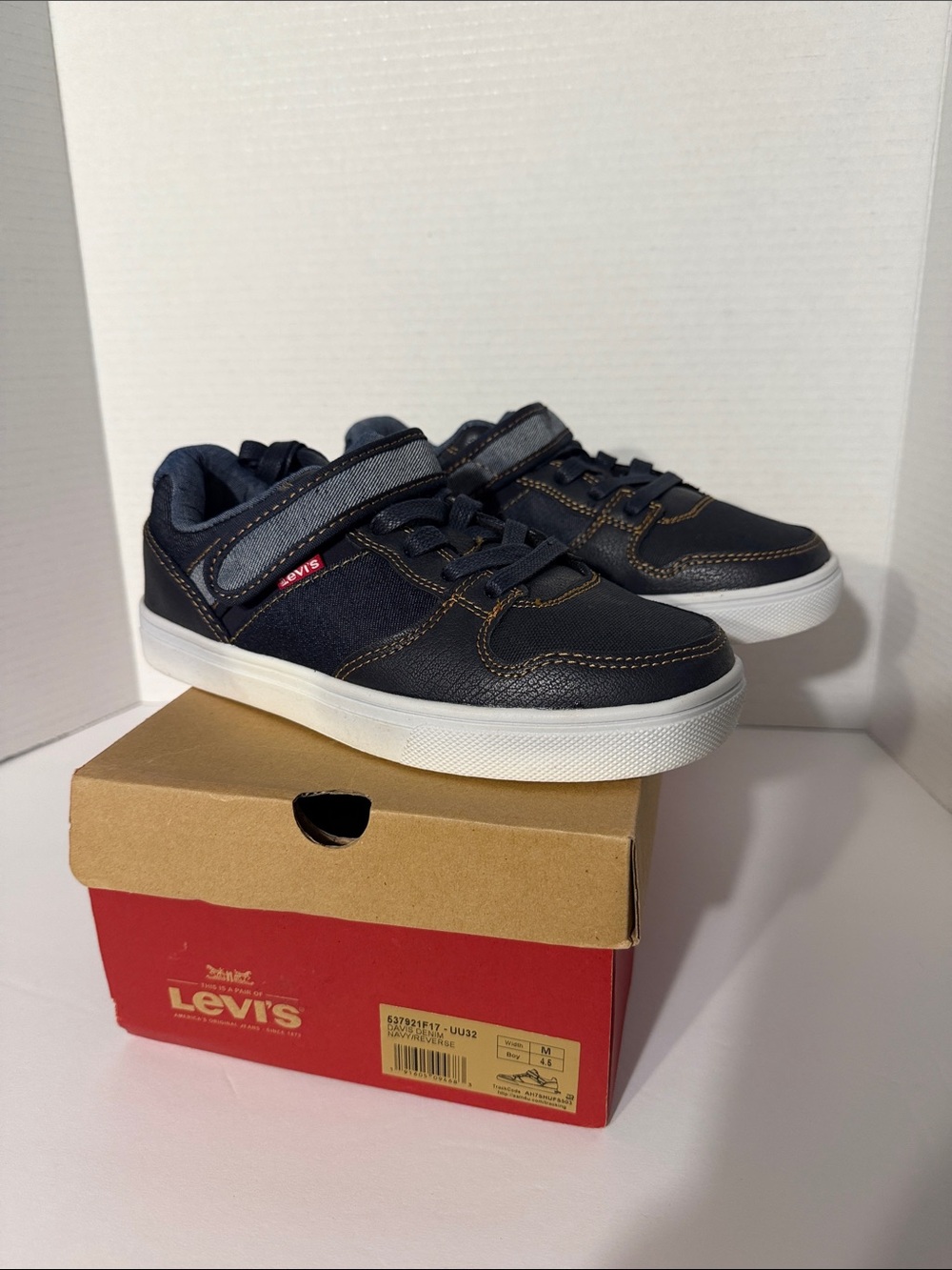 Levi's Boys Navy and White Velcro Lace-Up Sneakers